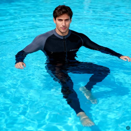 Swimming suit