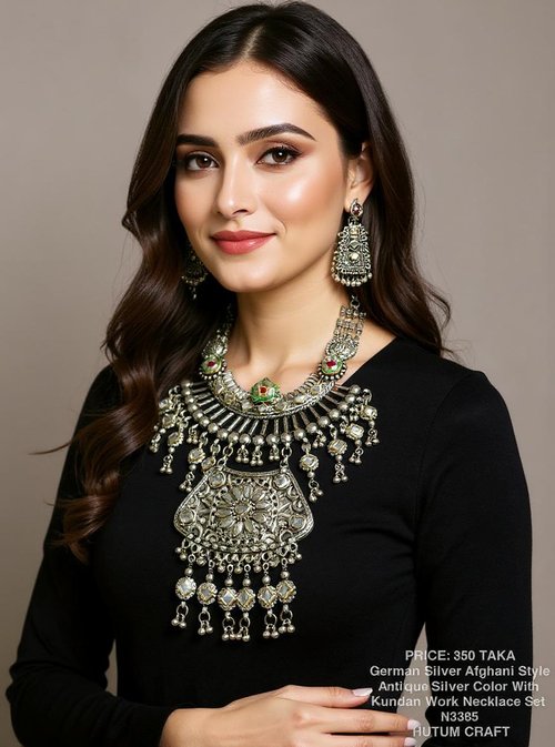 Necklace Set
