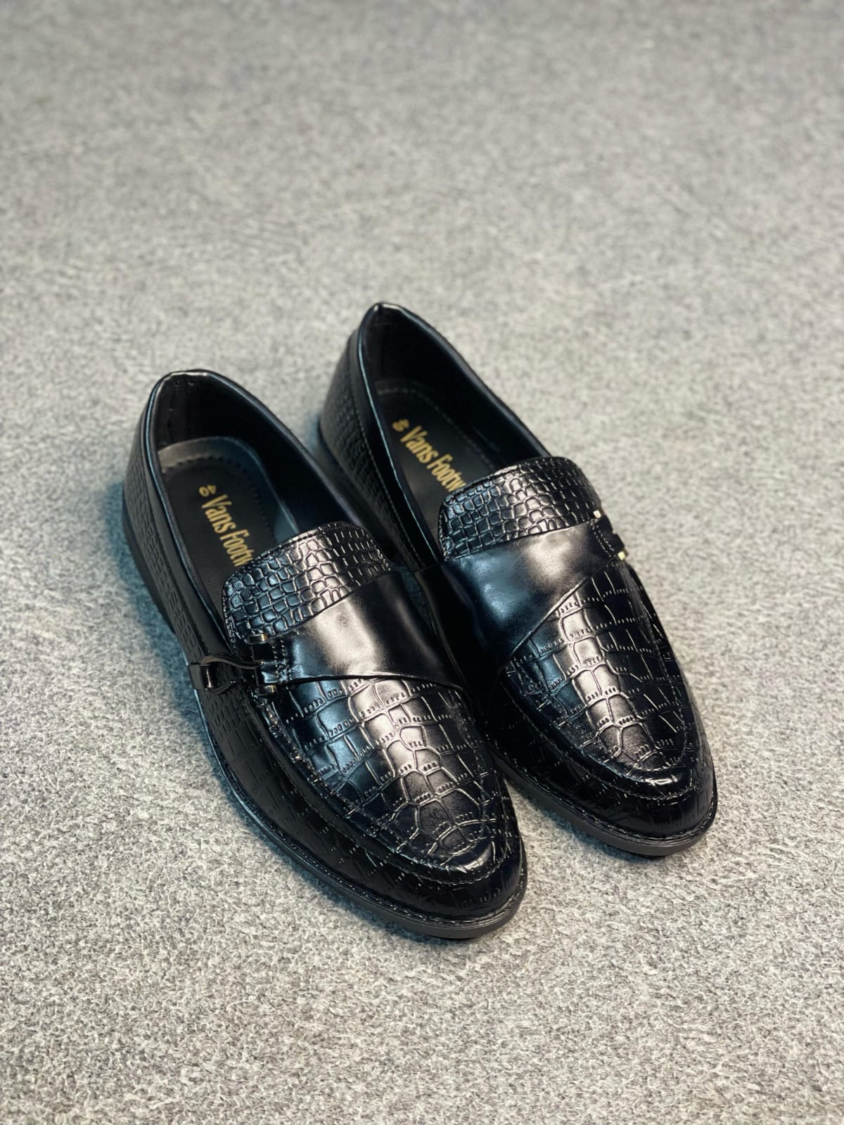 Casual Shoes input